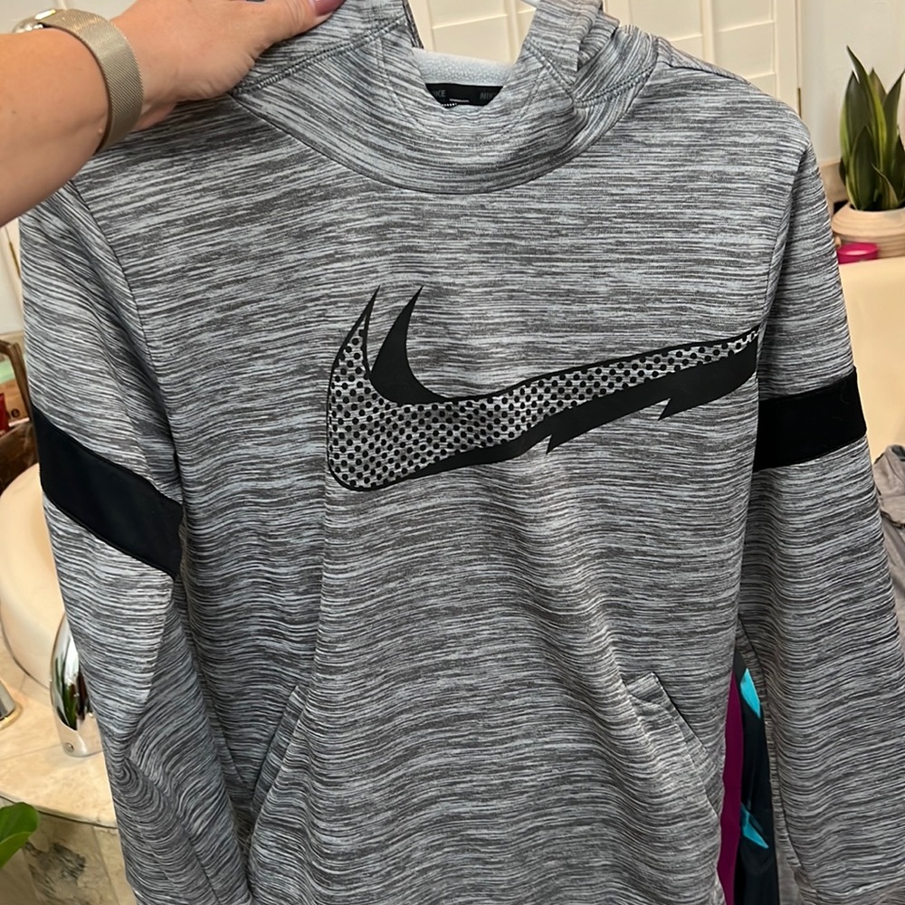 Boys youth nike pullover
